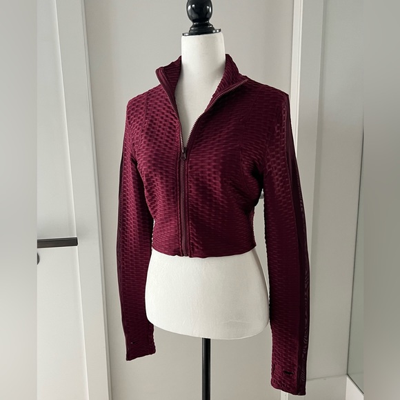 NWOT | Fashion Nova | Textured Crop Active Jacket | Small | Burgundy - Picture 5 of 12